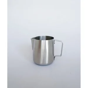 600cc / 20oz WPM Free Pour Latte Art Competition Pitcher in Brushed Steel